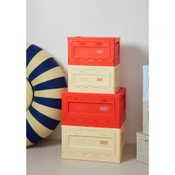 Box Studio About - Light Yellow