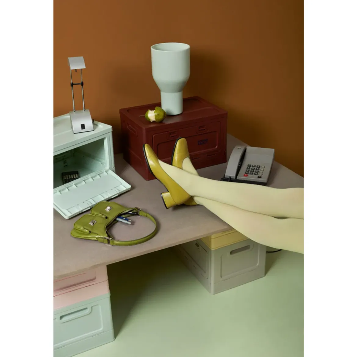 Box Studio About - Light Yellow