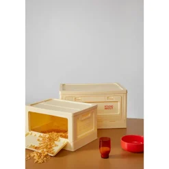 Box Studio About - Light Yellow