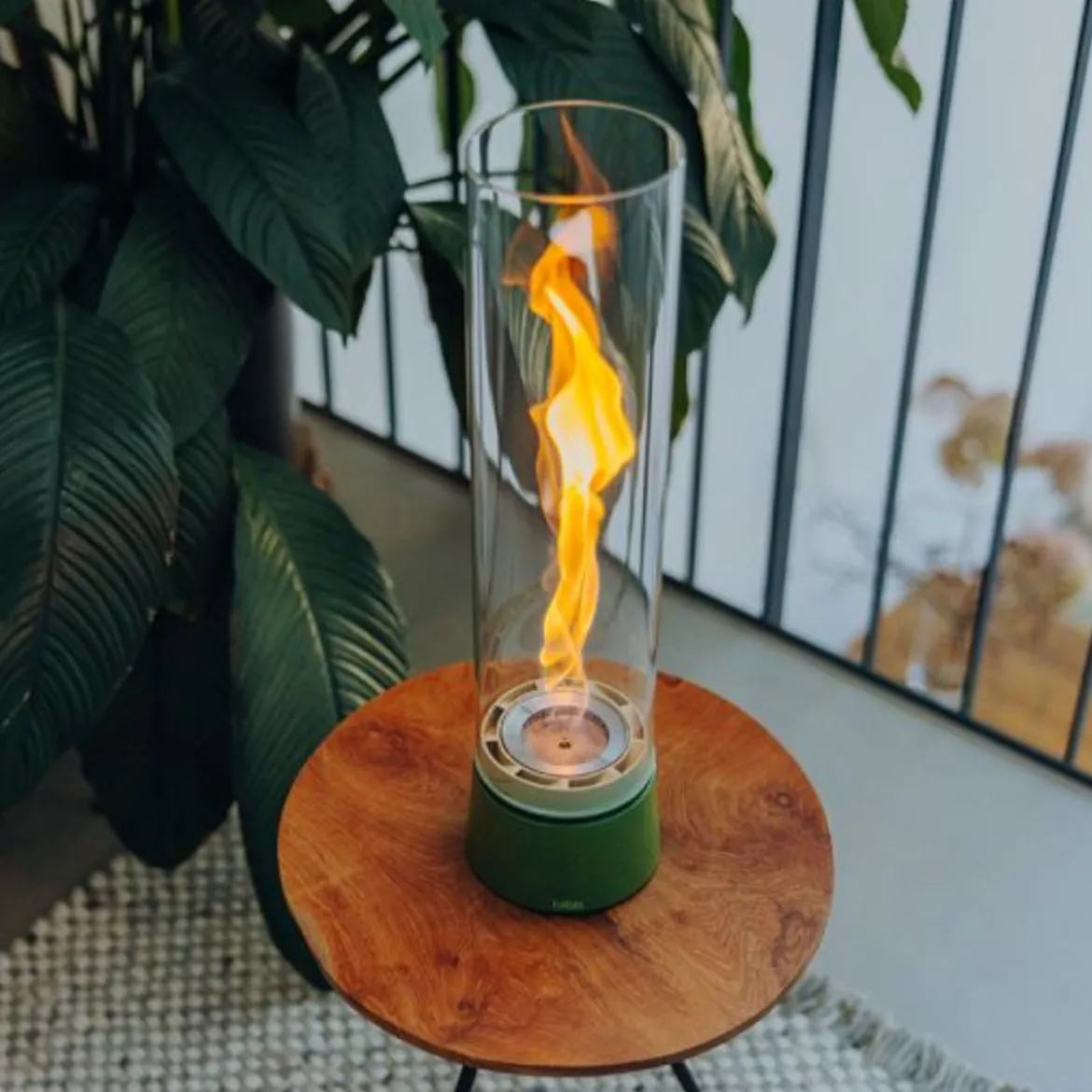 Cheminée / Feu de table Spin Air 900 - Ø 10.6 x 40.5 cm - Émail Vert