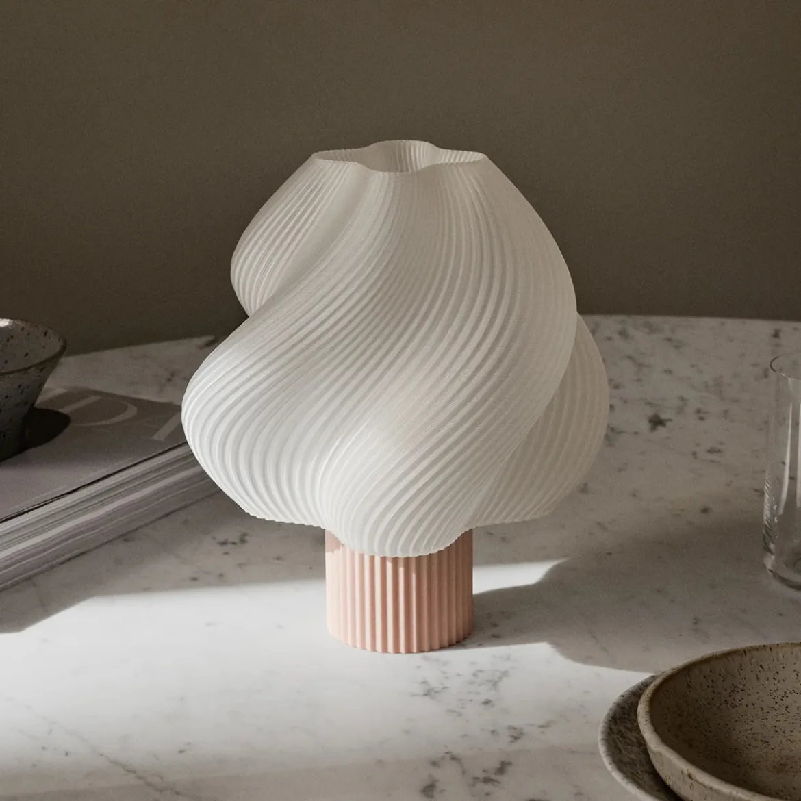 Lampe Soft Serve Portable - Wild Strawberry