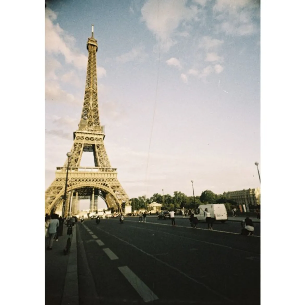 Lomoapparat 21mm Paris Edition