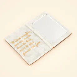 Miroir livre