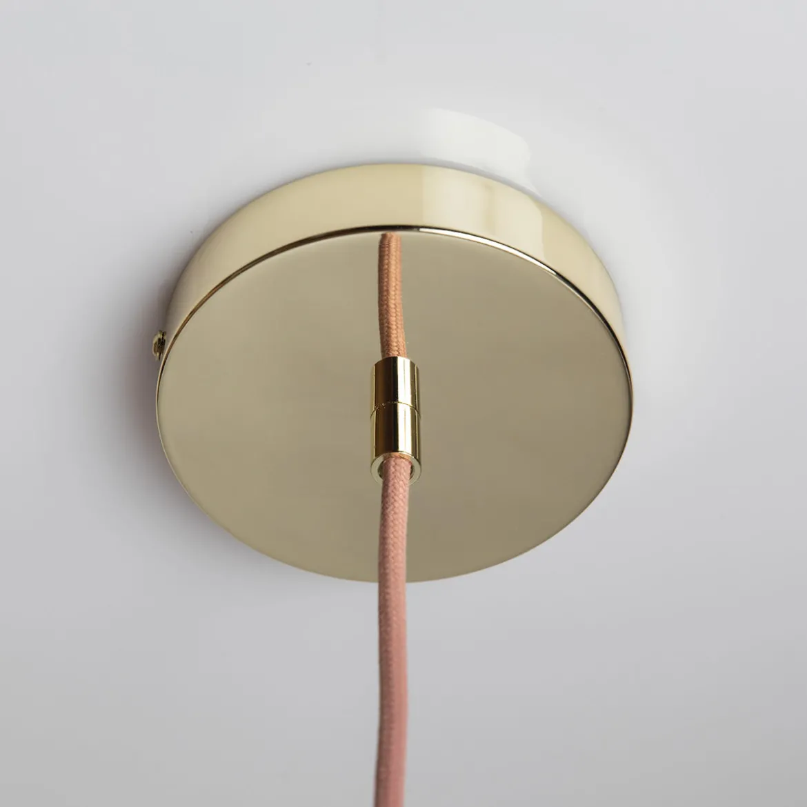 Suspension Soft Serve 02 - Brass