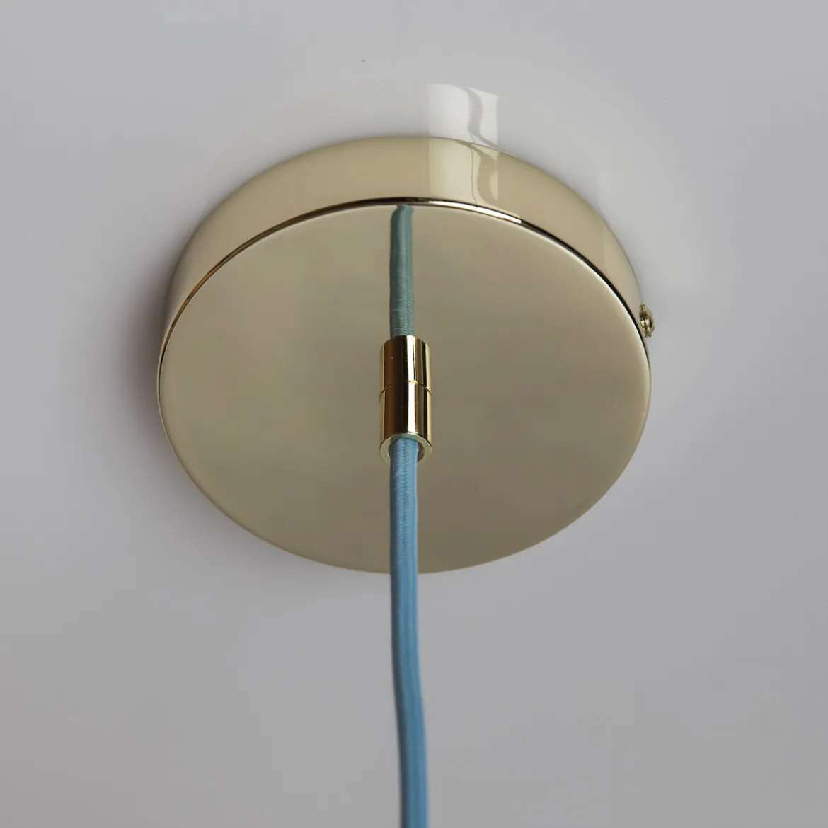 Suspension Soft Serve 02 - Brass