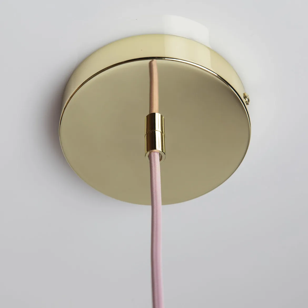 Suspension Soft Serve 02 - Brass
