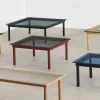 Table basse Kofi Chêne Massif Noir & Verre Teinté Gris - l 100 x L 100 x h 36 cm