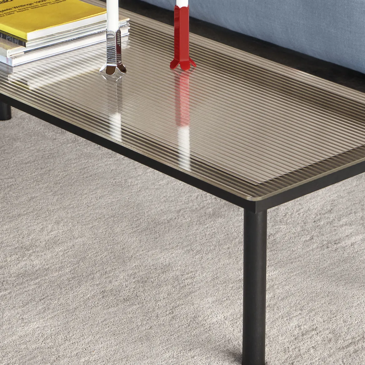 Table basse Kofi Chêne Massif Noir & Verre Clair - l 60 x L 60 x h 36 cm