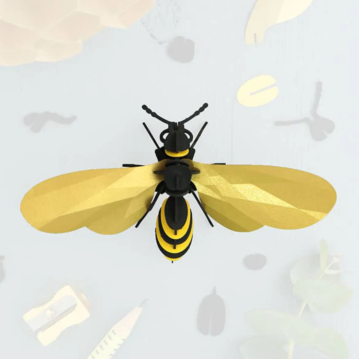 Trophée Origami Guêpe - Ailes dorées