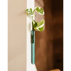 Vase Mural
