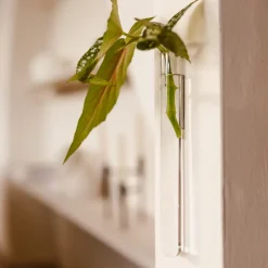 Vase Mural